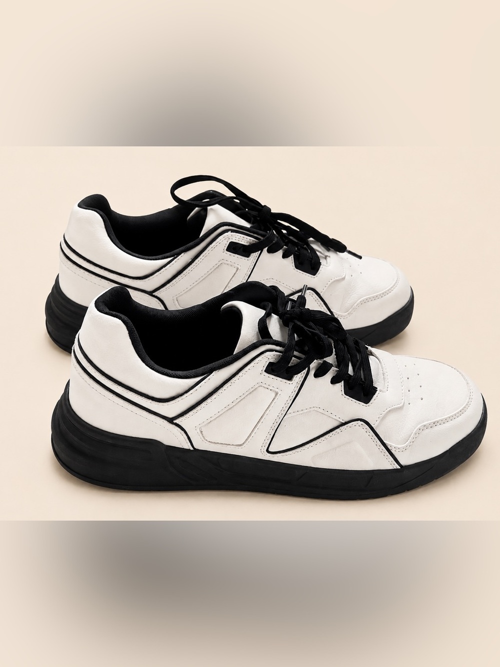 ZARA Men’s White & black leathers style Sneakers